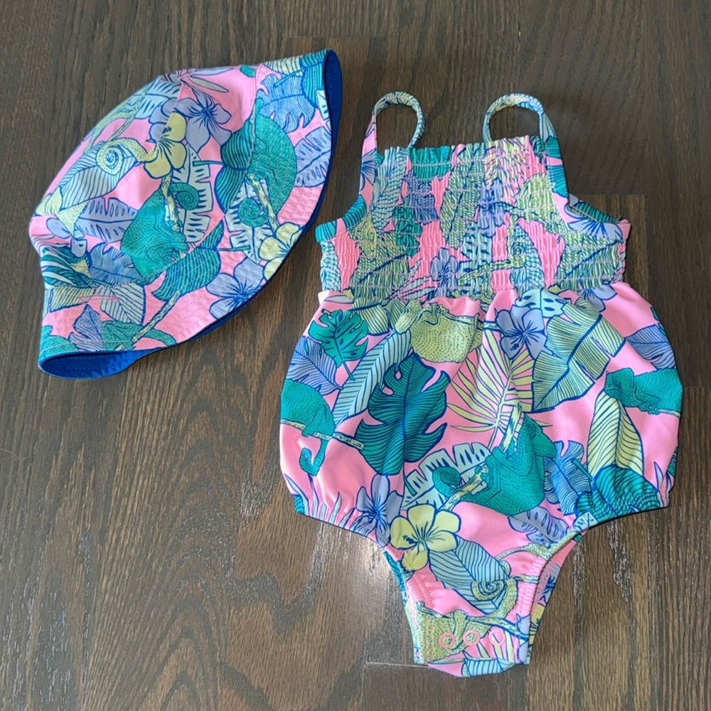 Carter’s Tropical Iguana Print Smocked One-Piece Swimsuit & Bucket Hat Set | 18M